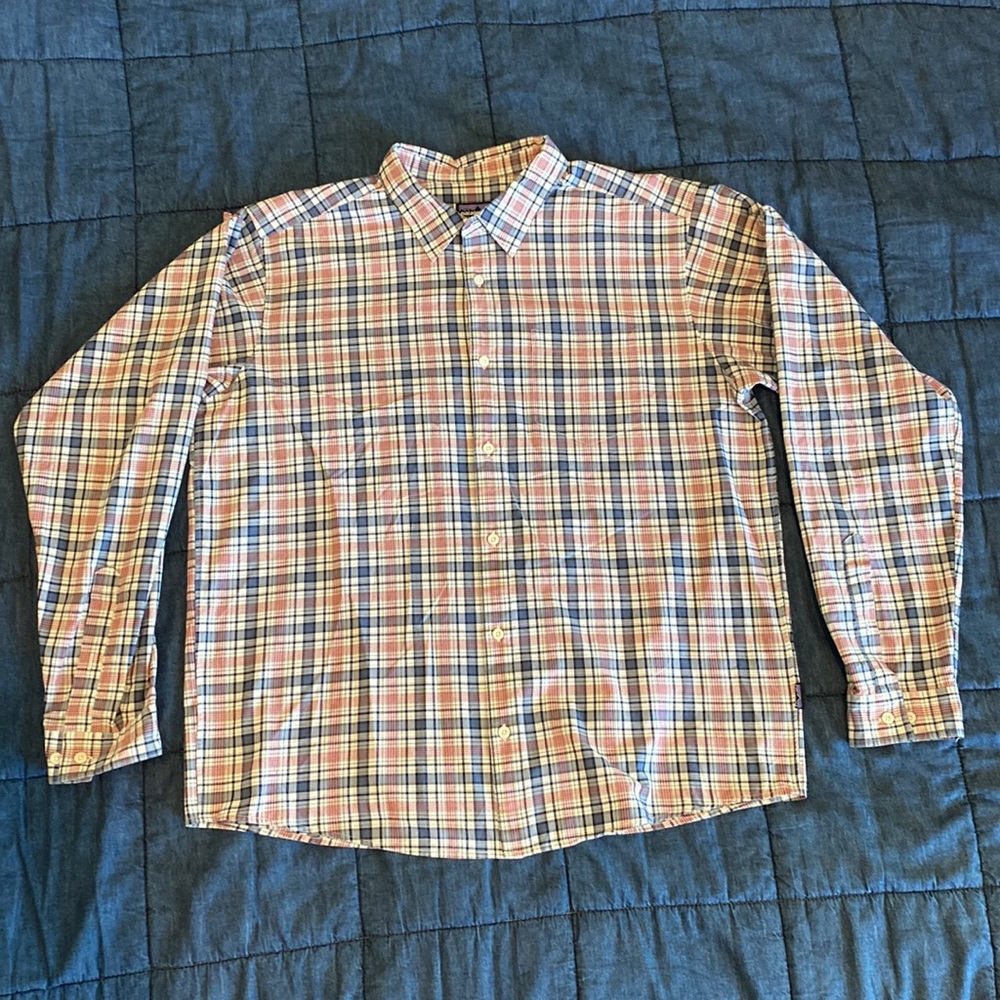 Red white and blue mens Patagonia casual buttundown